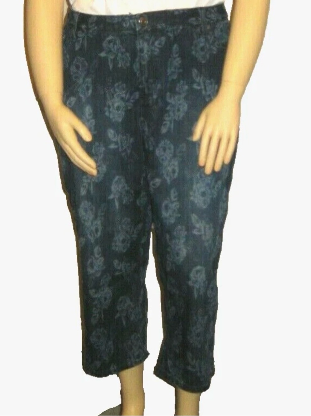 Catherines Dark Blue Floral Capris  - Size 32W